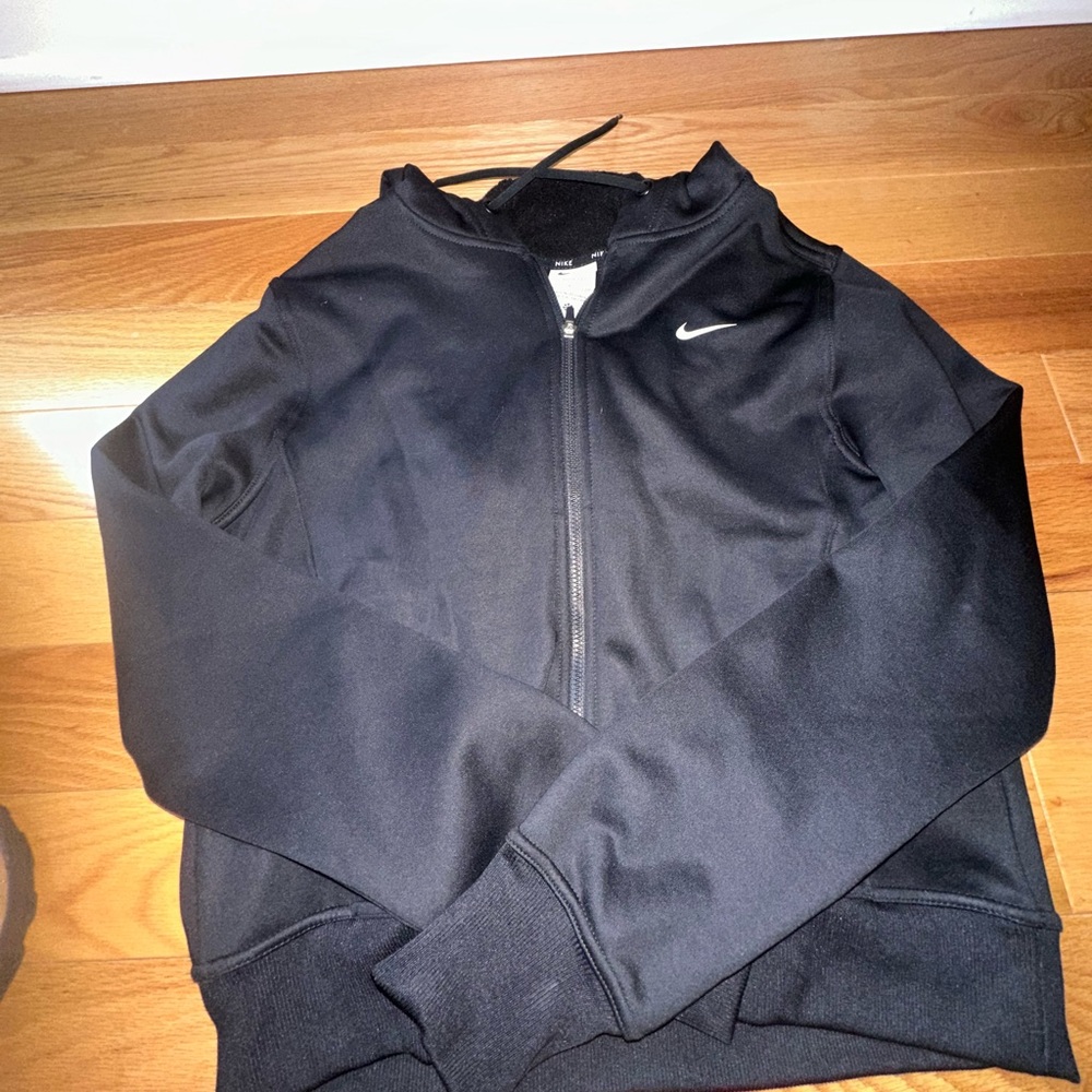Bet Nike women’s zip up hoodie